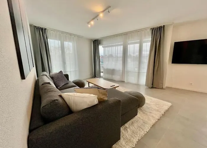 Апартаменты Great In Лозанна