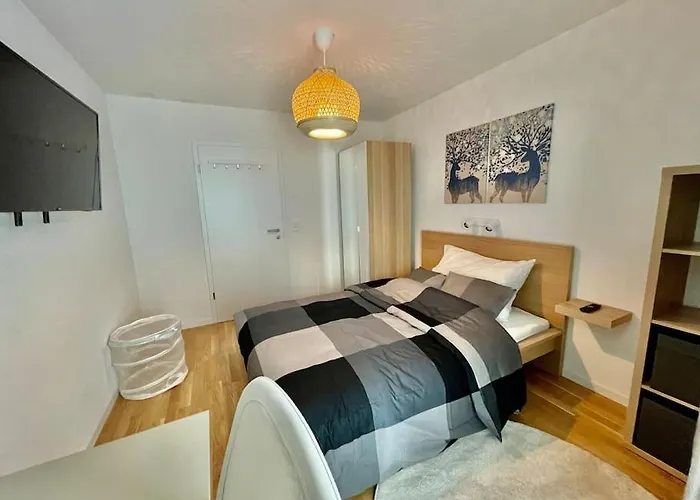 Great In Лозанна