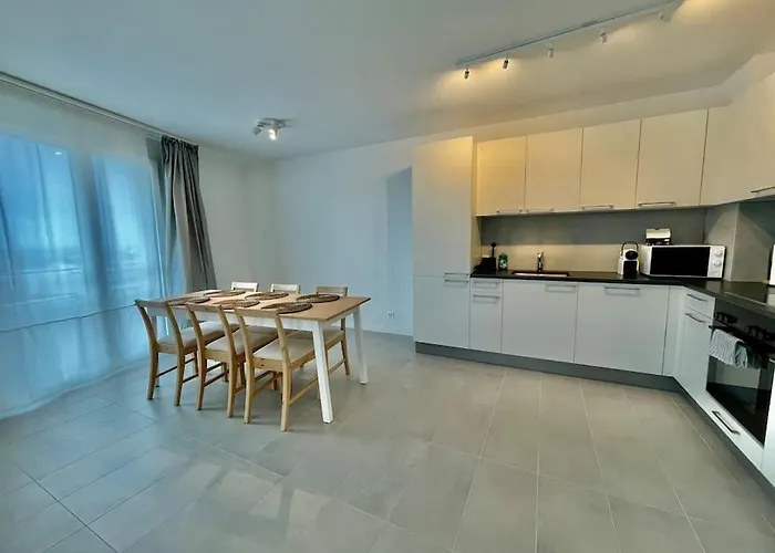 Great In * Лозана